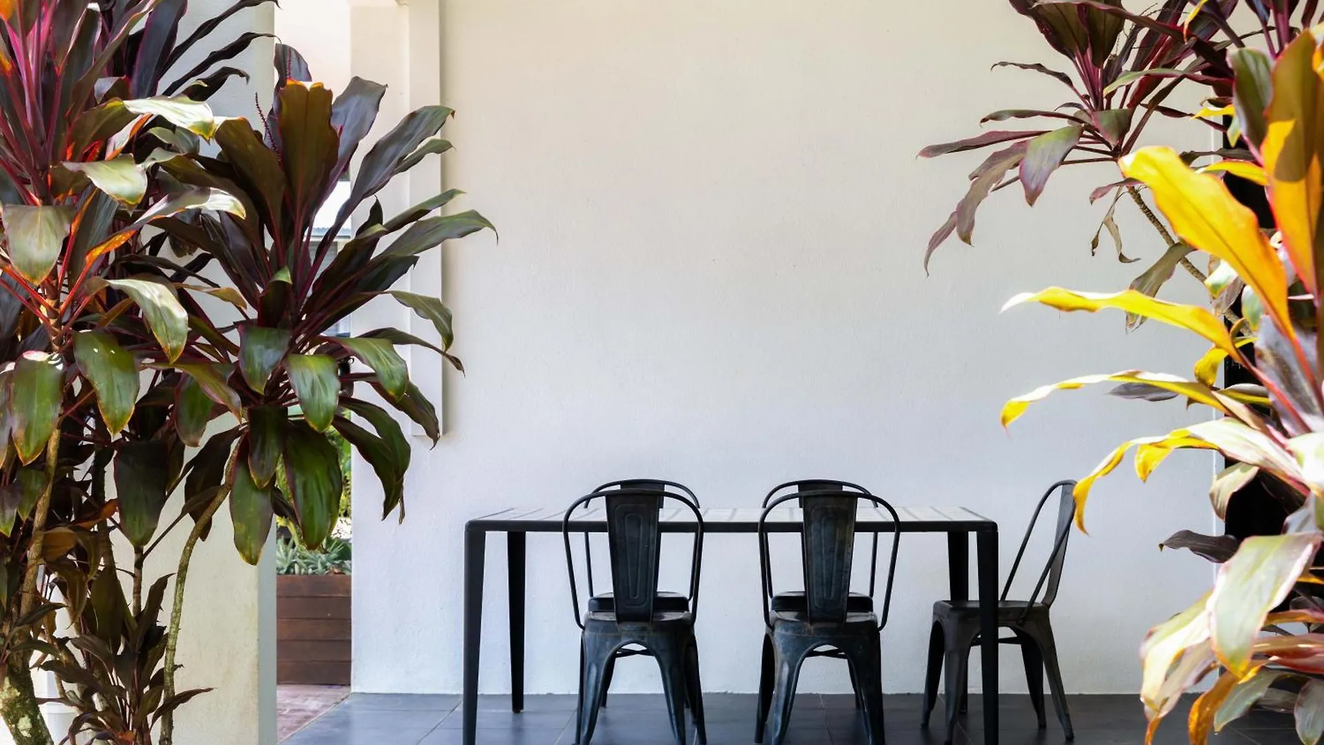 Rainforest Retreat In Bamboo Miallo 0*,  Australia